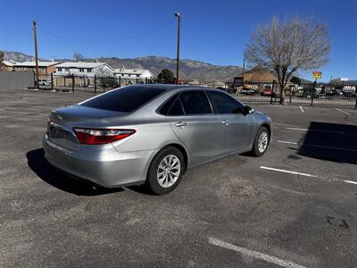 2015 Toyota Camry LE   - Photo 2 - Albuquerque, NM 87123