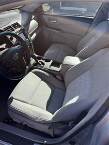2015 Toyota Camry LE   - Photo 5 - Albuquerque, NM 87123