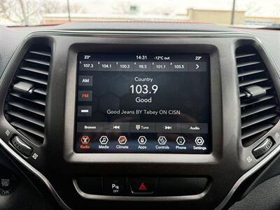 2021 Jeep Cherokee Trailhawk - Photo 11 - Edmonton, AB T5G 0N9