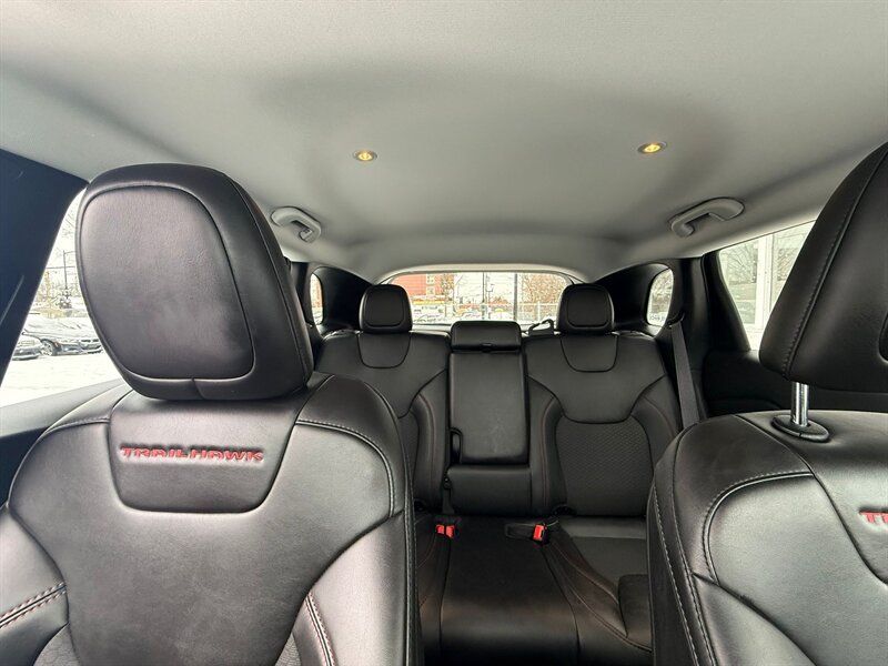 2021 Jeep Cherokee Trailhawk - Photo 19 - Edmonton, AB T5G 0N9