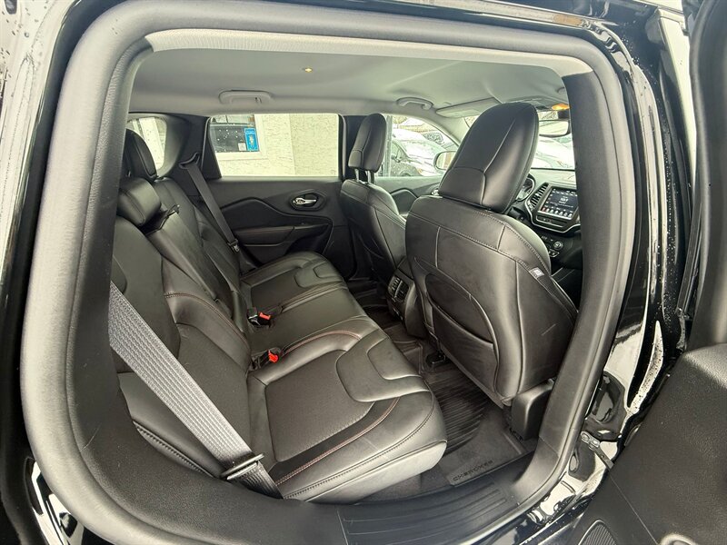 2021 Jeep Cherokee Trailhawk - Photo 18 - Edmonton, AB T5G 0N9