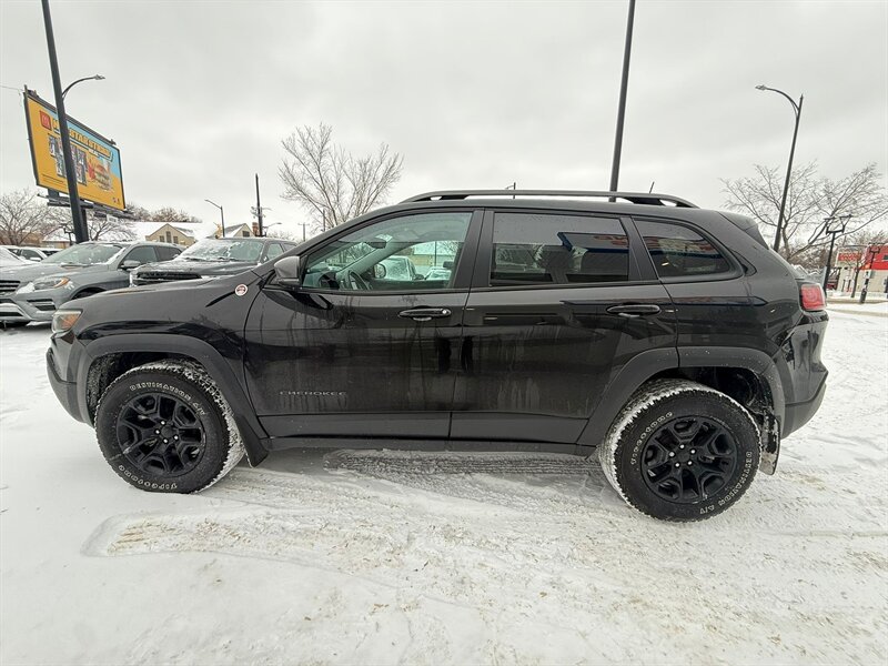 2021 Jeep Cherokee Trailhawk - Photo 4 - Edmonton, AB T5G 0N9