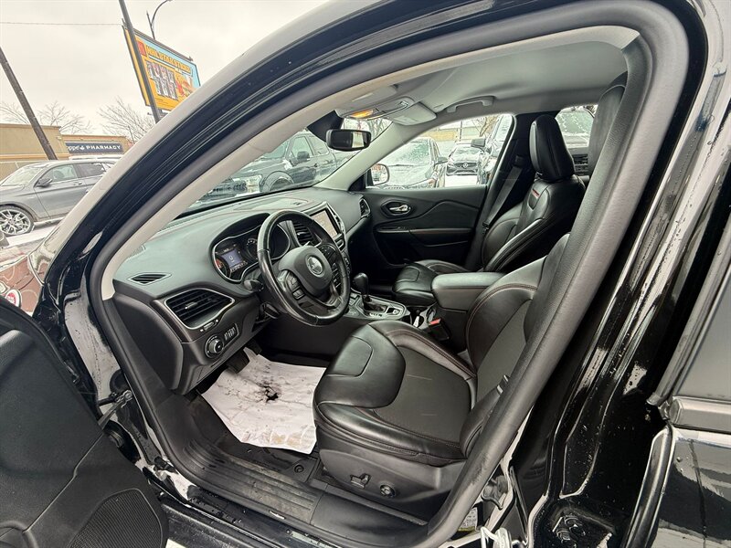 2021 Jeep Cherokee Trailhawk - Photo 15 - Edmonton, AB T5G 0N9