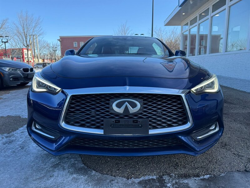 2017 INFINITI Q60 Red Sport 400 - Photo 2 - Edmonton, AB T5G 0N9