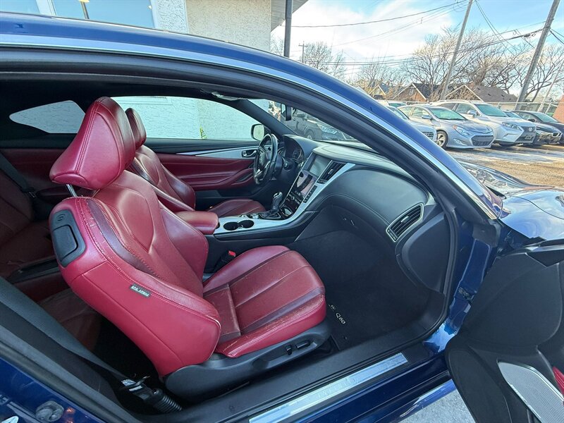 2017 INFINITI Q60 Red Sport 400 - Photo 17 - Edmonton, AB T5G 0N9