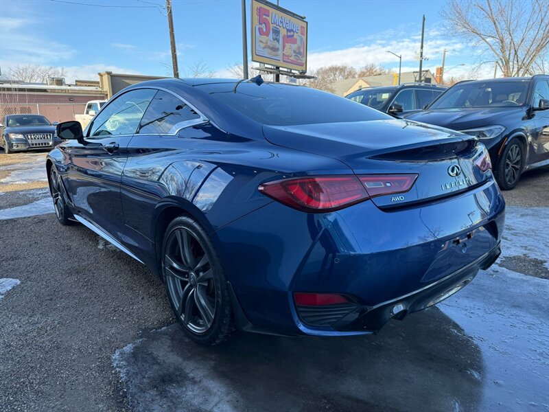 2017 INFINITI Q60 Red Sport 400 - Photo 5 - Edmonton, AB T5G 0N9