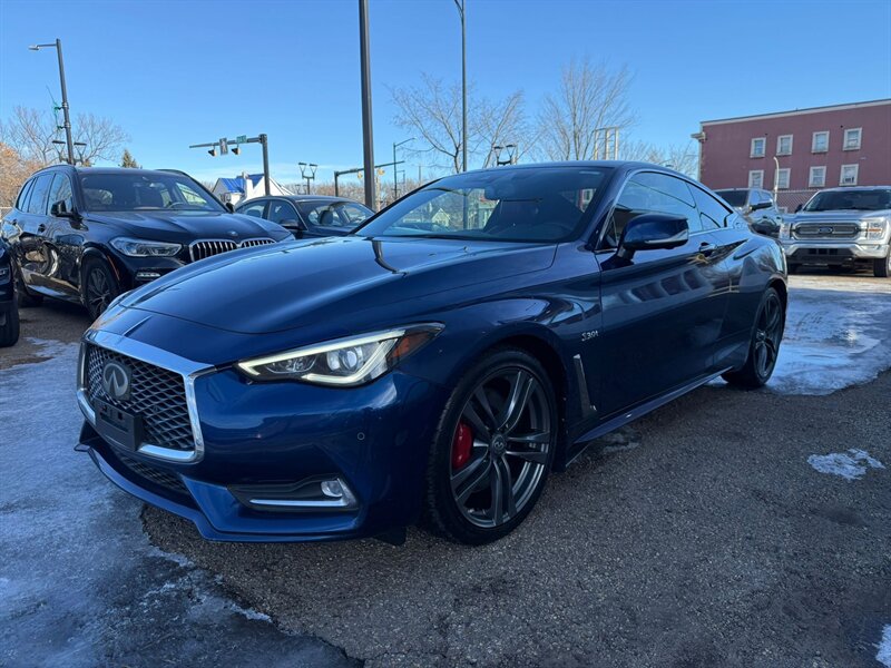 2017 INFINITI Q60 Red Sport 400 - Photo 3 - Edmonton, AB T5G 0N9