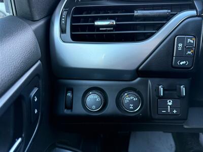 2017 Chevrolet Tahoe LT   - Photo 11 - Edmonton, AB T5G 0N9