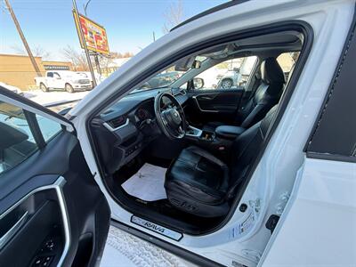 2020 Toyota RAV4 XLE   - Photo 16 - Edmonton, AB T5G 0N9
