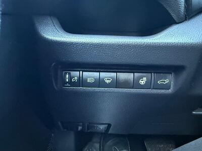 2020 Toyota RAV4 XLE   - Photo 13 - Edmonton, AB T5G 0N9