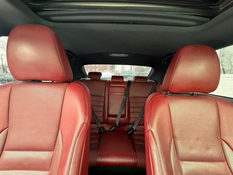 2015 Lexus IS 350 - Photo 19 - Edmonton, AB T5G 0N9