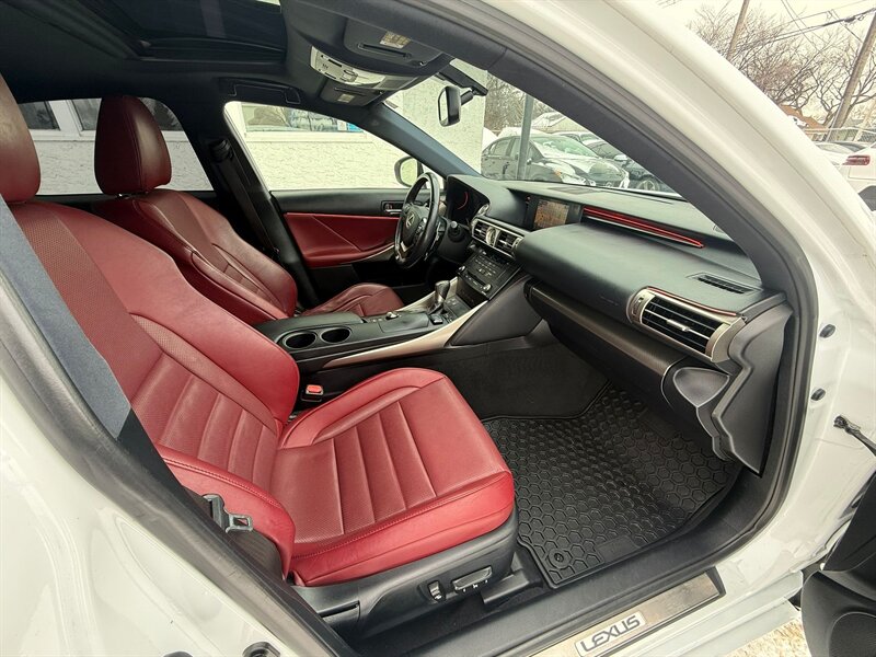 2015 Lexus IS 350 - Photo 17 - Edmonton, AB T5G 0N9