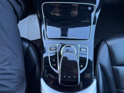 2017 Mercedes-Benz GLC GLC 300 4MATIC   - Photo 12 - Edmonton, AB T5G 0N9