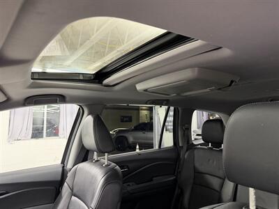 2019 Honda Pilot Touring ONE OWNER 89k MILE   - Photo 20 - Portland, OR 97267