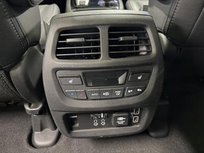 2019 Honda Pilot Touring ONE OWNER 89k MILE   - Photo 13 - Portland, OR 97267