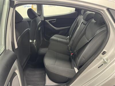 2015 Hyundai ELANTRA SE LOW MILES (59,864)   - Photo 13 - Portland, OR 97267