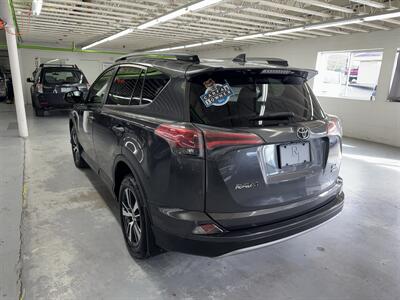 2017 Toyota RAV4 XLE ONE OWNER LOW MILE (59K)   - Photo 4 - Portland, OR 97267