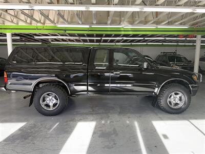 1996 Toyota Tacoma SR5  extracab 3.4 engine low miles (100k)   - Photo 8 - Portland, OR 97267