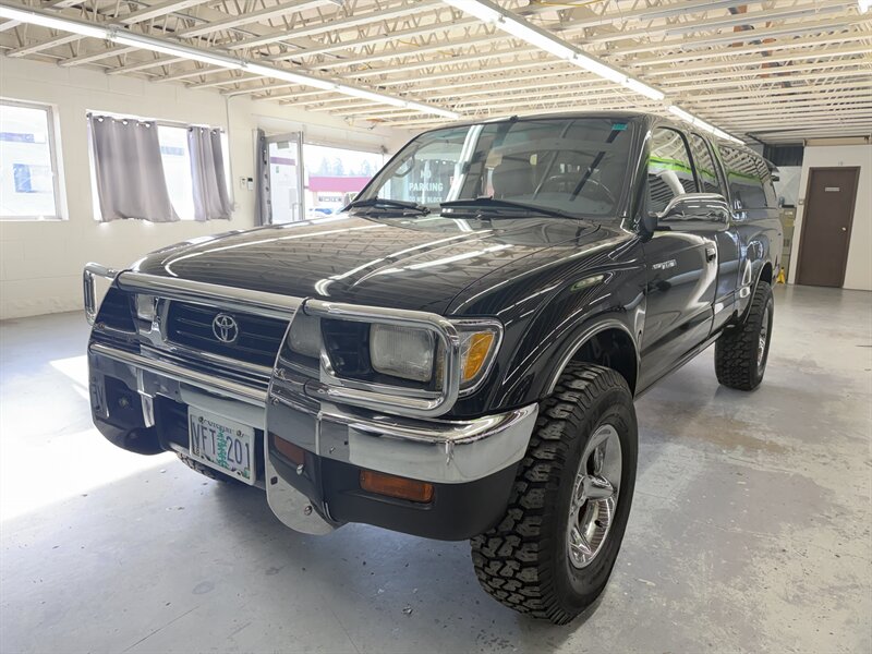 1996 Toyota Tacoma SR5  extracab 3.4 engine low miles (100k)   - Photo 1 - Portland, OR 97267
