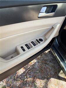 2017 Hyundai SONATA Sport - Photo 8 - West Palm Beach, FL 33407
