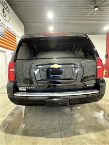 2017 Chevrolet Suburban Premier   - Photo 5 - Honesdale, PA 18431