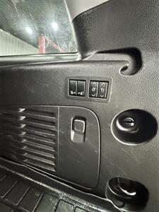 2017 Chevrolet Suburban Premier   - Photo 15 - Honesdale, PA 18431