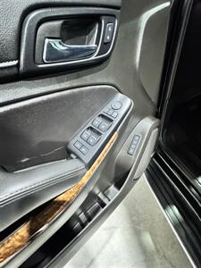 2017 Chevrolet Suburban Premier   - Photo 24 - Honesdale, PA 18431