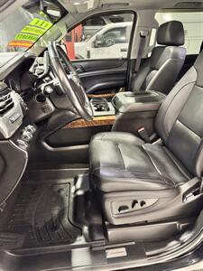 2017 Chevrolet Suburban Premier   - Photo 10 - Honesdale, PA 18431