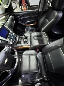 2017 Chevrolet Suburban Premier   - Photo 11 - Honesdale, PA 18431
