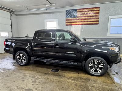 2019 Toyota Tacoma TRD Sport   - Photo 2 - Honesdale, PA 18431