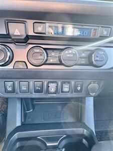 2019 Toyota Tacoma TRD Sport   - Photo 13 - Honesdale, PA 18431