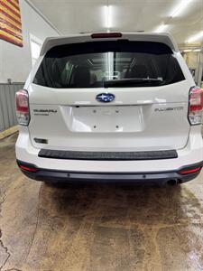 2018 Subaru Forester 2.5i Touring   - Photo 5 - Honesdale, PA 18431