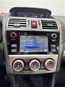 2016 Subaru Impreza 2.0i Premium   - Photo 12 - Honesdale, PA 18431