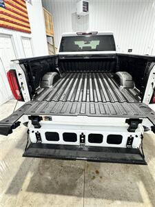 2020 GMC Sierra 2500 SLT   - Photo 7 - Honesdale, PA 18431