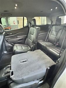 2019 GMC Acadia SLT-1   - Photo 8 - Honesdale, PA 18431