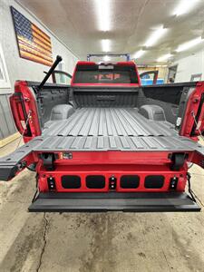 2020 GMC Sierra 2500 SLT   - Photo 9 - Honesdale, PA 18431