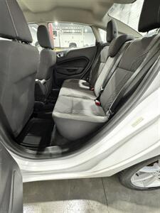 2014 Ford Fiesta SE   - Photo 7 - Honesdale, PA 18431