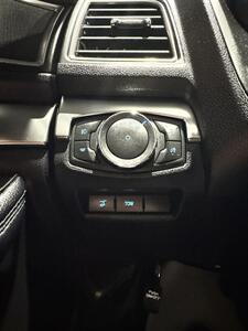 2018 Ford Explorer XLT   - Photo 18 - Honesdale, PA 18431