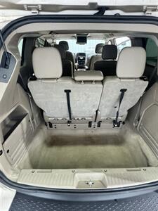 2013 Chrysler Town & Country Touring - Photo 14 - Honesdale, PA 18431