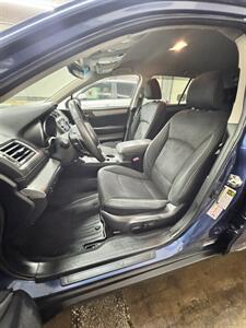 2019 Subaru Outback 2.5i Premium   - Photo 6 - Honesdale, PA 18431
