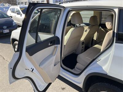 2017 Volkswagen Tiguan 2.0T S 4Motion - Photo 12 - Acton, MA 01720