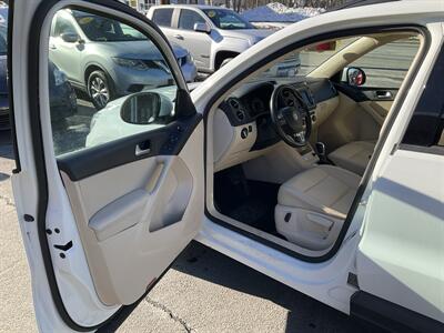2017 Volkswagen Tiguan 2.0T S 4Motion - Photo 18 - Acton, MA 01720