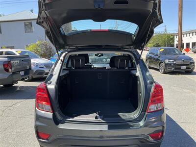 2020 Chevrolet Trax LS - Photo 11 - Acton, MA 01720