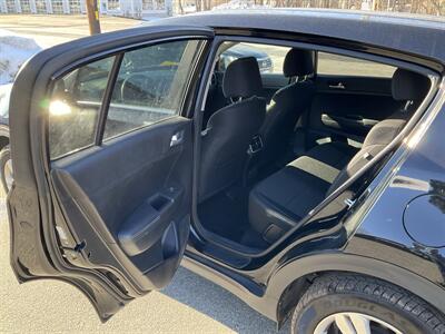 2018 Kia Sportage LX - Photo 13 - Acton, MA 01720