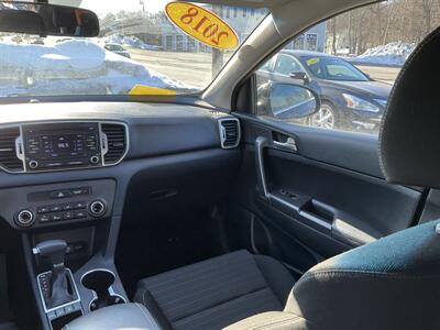 2018 Kia Sportage LX - Photo 18 - Acton, MA 01720