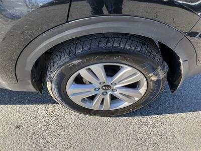 2018 Kia Sportage LX - Photo 11 - Acton, MA 01720