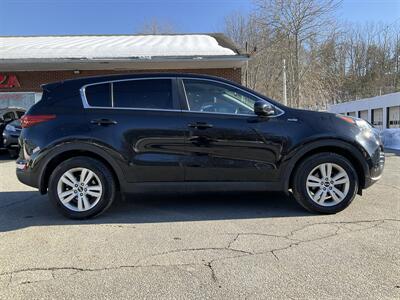 2018 Kia Sportage LX - Photo 4 - Acton, MA 01720