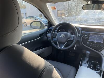 2020 Toyota Camry LE - Photo 17 - Acton, MA 01720