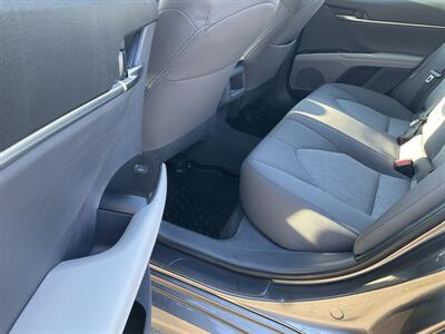 2020 Toyota Camry LE - Photo 14 - Acton, MA 01720