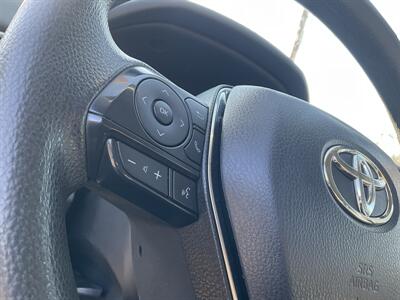 2020 Toyota Camry LE - Photo 23 - Acton, MA 01720